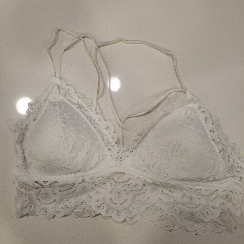 SO White Lace Bra Intimates & Sleepwear